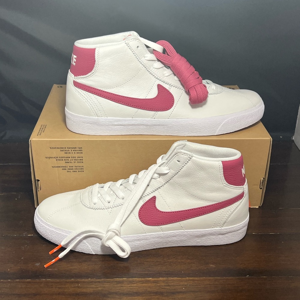 Nike Women’s High-Top Sneakers — White & Pink